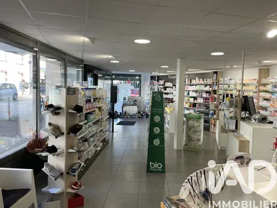 Immeuble à Pouzauges (85700)