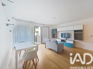 Apartment in Suresnes (92150)