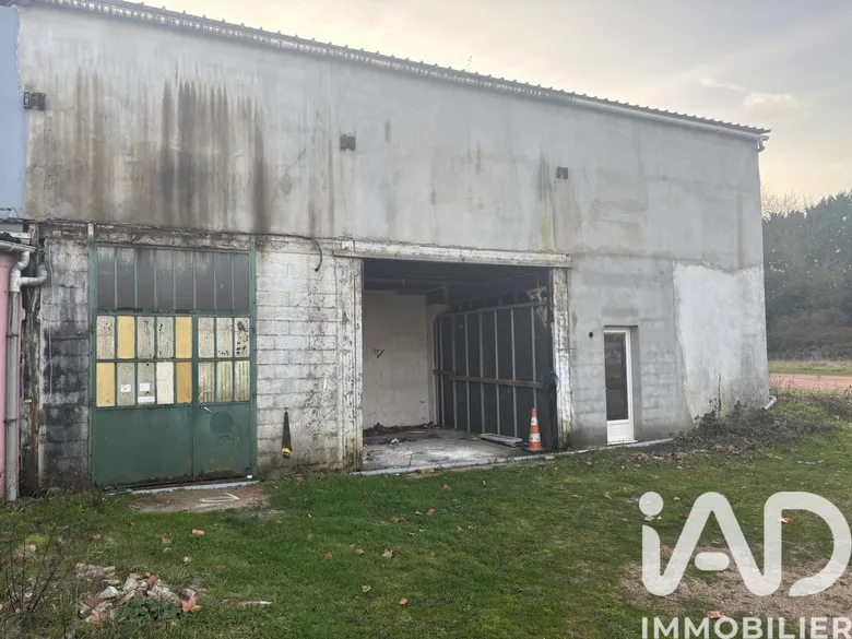 Immeuble 85 m² · à Montceau-les-Mines · 85 m² · 25 000 €