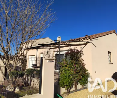 Traditional house in VIOLES (84150)