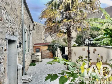 Maison à Le Châtelet-en-Brie (77820)
