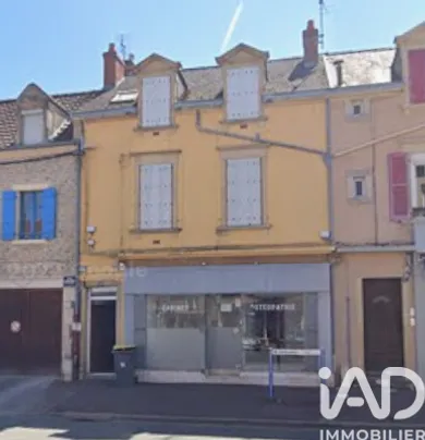 Immeuble à Digoin (71160)