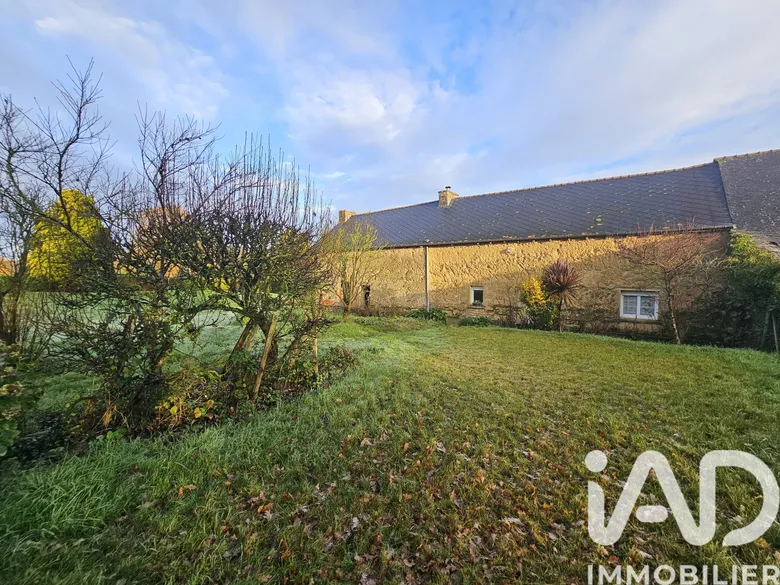 Maison 3 pièces 64 m² · à Ménéac · 63,8 m² · 80 000 €