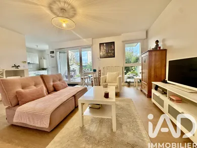 Apartment in Chambray-lès-Tours (37170)