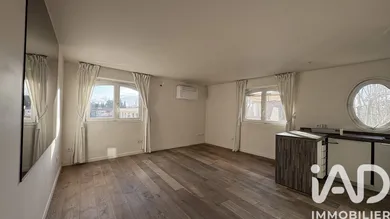 Apartment in Aix-en-Provence (13100)