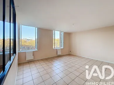 Apartment in Narbonne (11100)