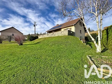 Maison de village à La Chaux-du-Dombief (39150)