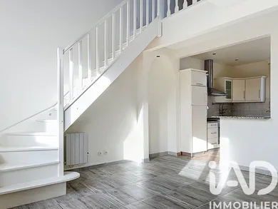 Appartement à Les Essarts-le-Roi (78690)