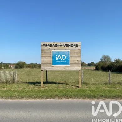 Terrain à bâtir à Crépy-en-Valois (60800)