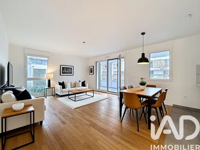 Apartment in Rueil-Malmaison (92500)