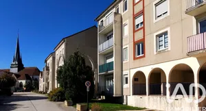 Apartment in Saint-André-les-Vergers (10120)