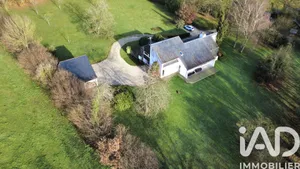 Maison d'architecte à Saint-André-de-l'Épine (50680)