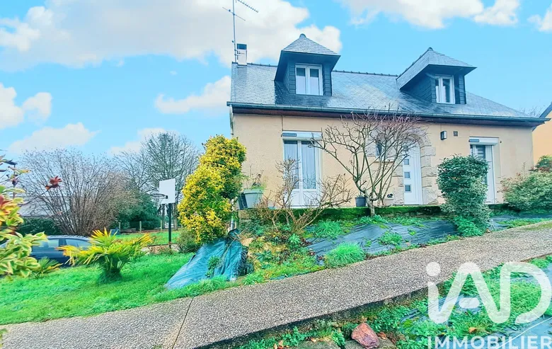Maison 5 pièces 104 m² · à La Chapelle-Thouarault · 104 m² · 252 900 €