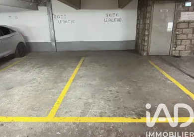 Parking à Paris (75013)