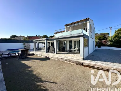 Maison à Roquebrune-sur-Argens (83380)