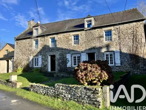 Maison de campagne à Corseul (22130)