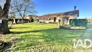 Maison de campagne à Mouliets-et-Villemartin (33350)