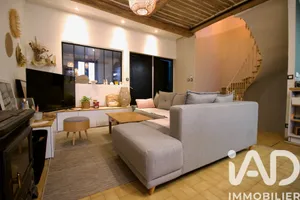 Maison de village à Pouzolles (34480)