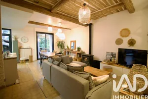 Maison de village à Pouzolles (34480)