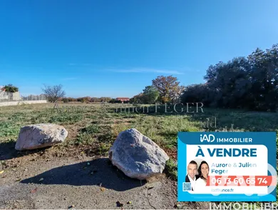 Terrain à bâtir à Trouillas (66300)