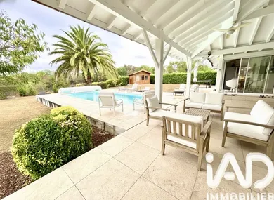 House in Amendeuix-Oneix (64120)