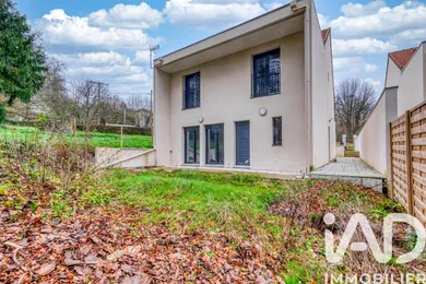 House in Villeneuve-sur-Bellot (77510)