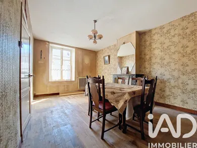 Maison de village à Aubigny-les-Pothées (08150)