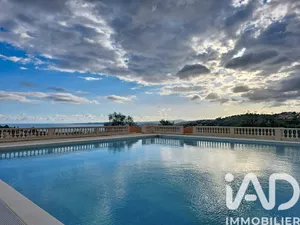 Appartement à Roquebrune-sur-Argens (83380)