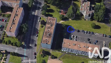 Parking in Fleury-les-Aubrais (45400)