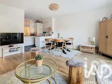 Apartment in Saint-Cloud (92210)