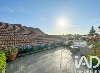 Duplex in Châtillon (92320)