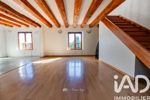 Triplex in Oinville-sur-Montcient (78250)