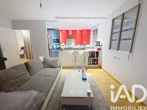 Apartment in Bois-Colombes (92270)