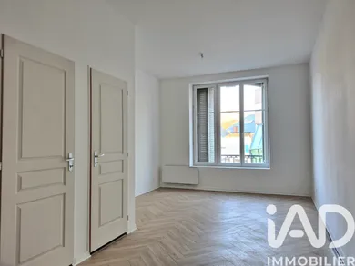 Appartement à Charleville-Mézières (08000)