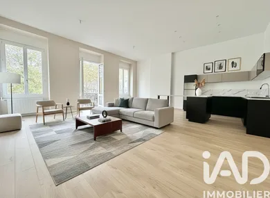 Apartment in Saint-Étienne (42000)