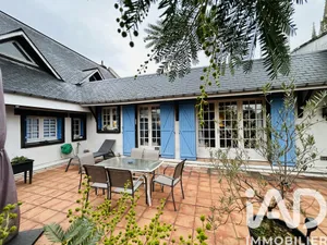 Townhouse in Lillebonne (76170)