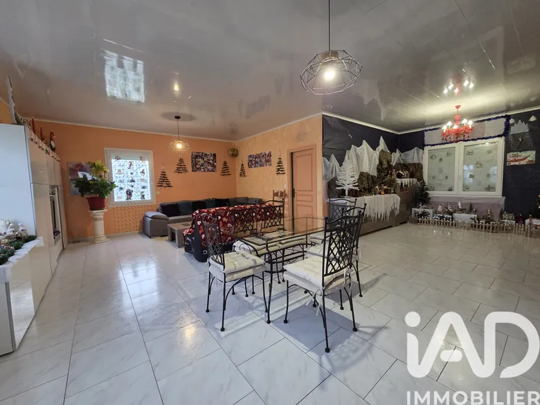 Maison 7 pièces 95 m² · à Thiant · 95 m² · 189 000 €