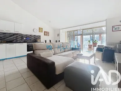 Maison de ville à Savigny-le-Temple (77176)