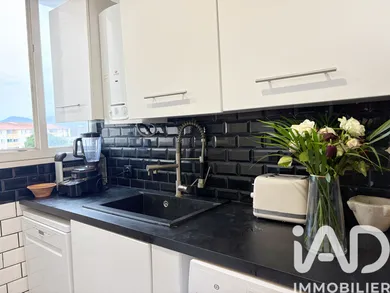 Appartement à Fréjus (83600)