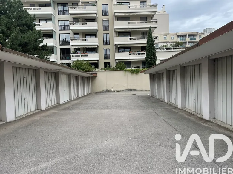 Parking 14 m² · à Lyon · 14 m² · 38 000 €