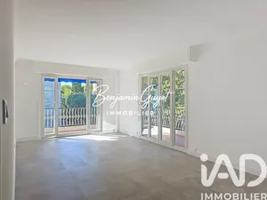 Apartment in Le Cannet (06110)