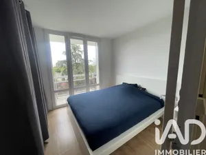 Apartment in Caluire-et-Cuire (69300)