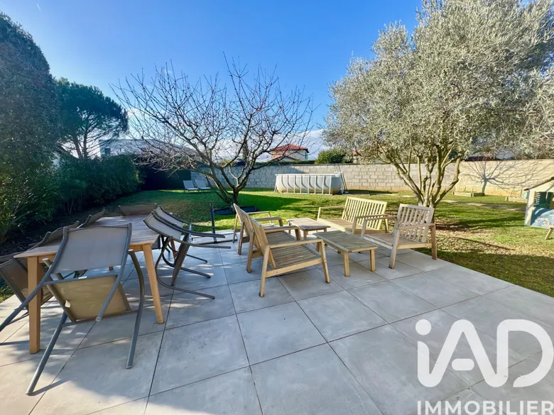 Maison 5 pièces 92 m² · à Saint-Rambert-d'Albon · 92 m² · 273 000 €
