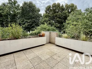 Apartment in Évry (91000)