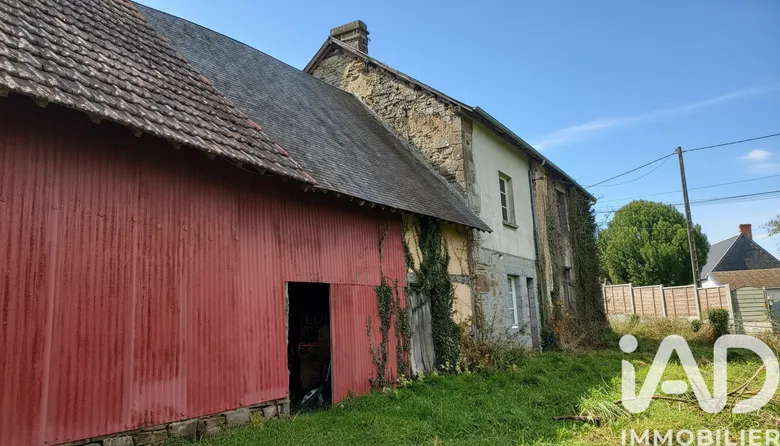Maison 3 pièces 100 m² · à Isigny-le-Buat · 100 m² · 45 000 €