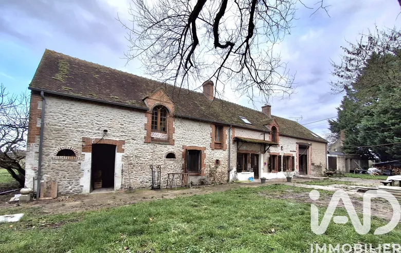 Maison 5 pièces 190 m² · à Nesploy · 190,2 m² · 179 500 €