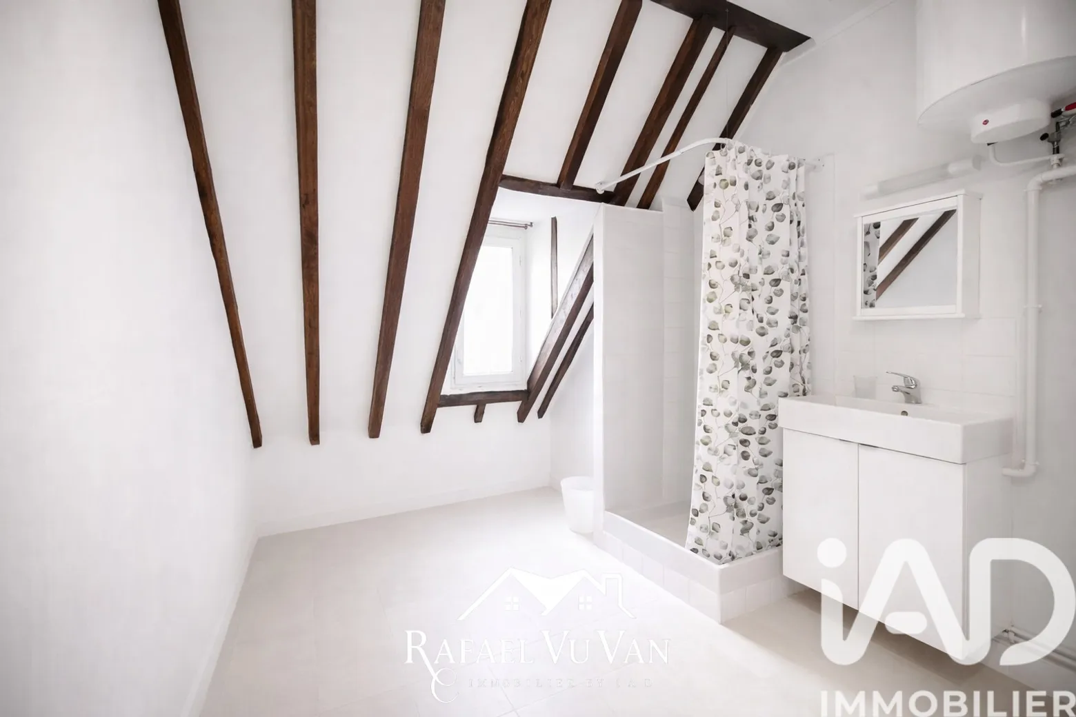 Vente appartement à Paris (75009) : studio 1 pièce 9 m² — 2
