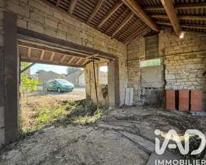 Building plot in Saint-Léger-de-Montbrillais (86120)