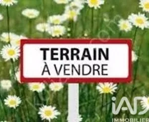 Building plot in Saint-Léger-de-Montbrillais (86120)