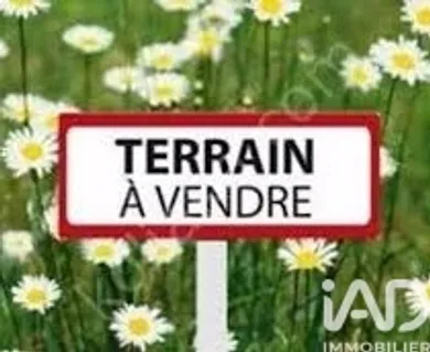 Building plot in Saint-Léger-de-Montbrillais (86120)